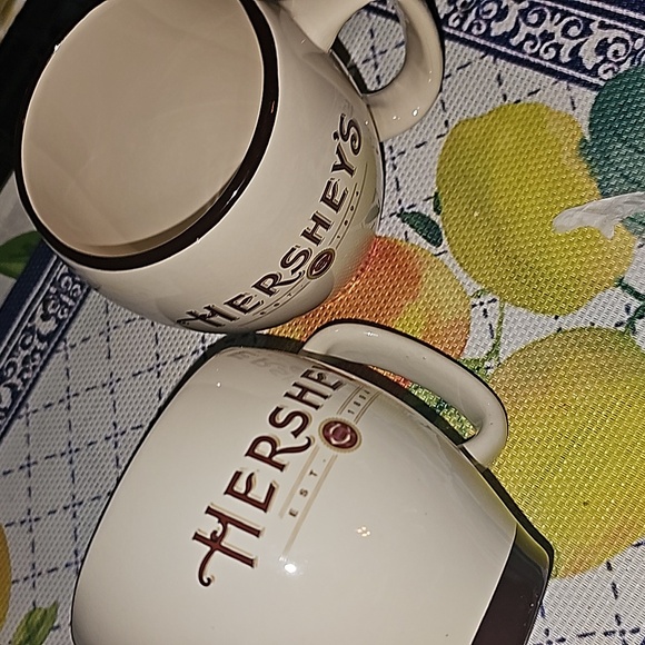 Mugs - Picture 3 of 4